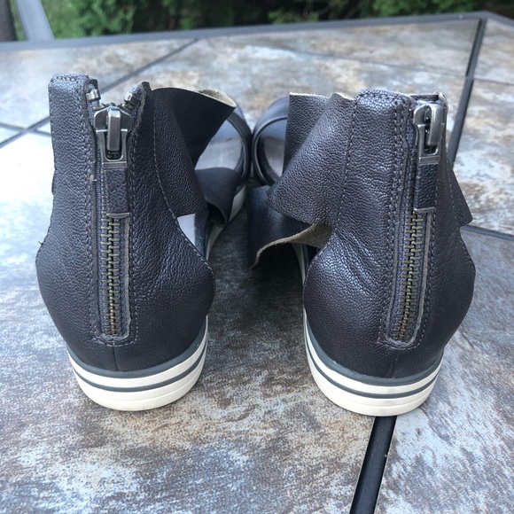 Eileen Fisher Pewter Sport Wedge Sandal - Picture 7 of 11